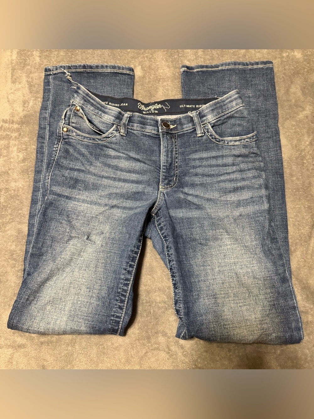 Wrangler Women’s Skinny Jeans in Medium Blue Wash